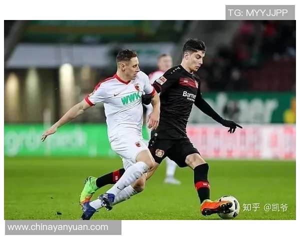 努涅斯在球场上的崛起与挑战：从新星到顶级前锋的奋斗历程