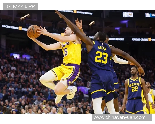 湖人掘金激战回顾精彩瞬间与关键时刻分析